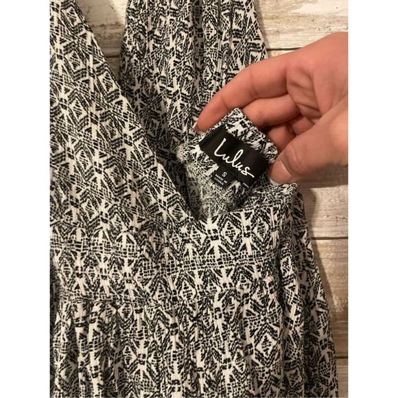 Lulus Black White Long Length Maxi Dress Size Small V Neck Tie - Picture 2 of 9